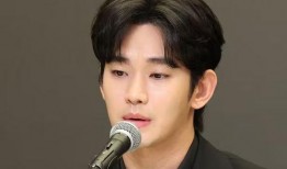 金秀贤爆料最新,揭秘演艺圈背后的惊人真相！